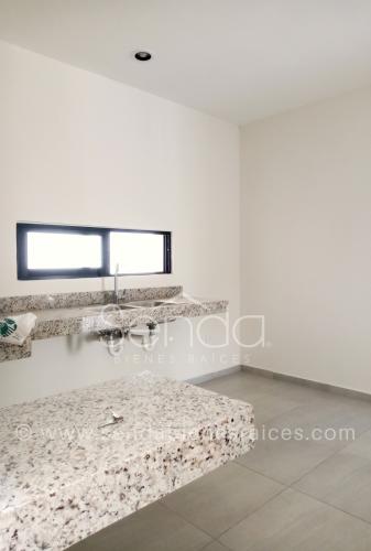 1011-37605-Venta-de-Casa-tipo-Townhouse-en-Privada-Dzitya-con-Alberca-y-3-Habitaciones-7.jpg