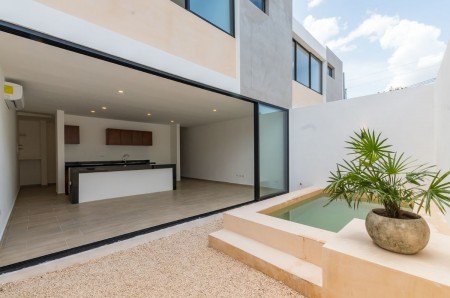 Casa en Venta tipo Townhouse en Tavira ubicado en Temozon Norte