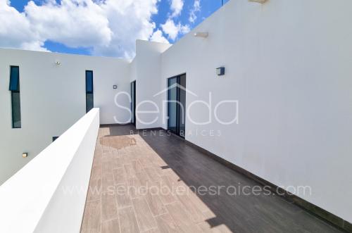 1626-45582-Casa-en-venta-en-Plenum-Residencial-con-3-habitaciones-y-alberca_(7).jpg