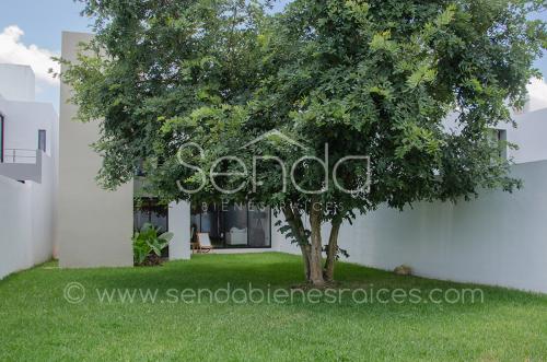 490-21468-Casa-en-venta-Mod-E-de-4-recamaras-en-Palta152-Merida-1.jpg