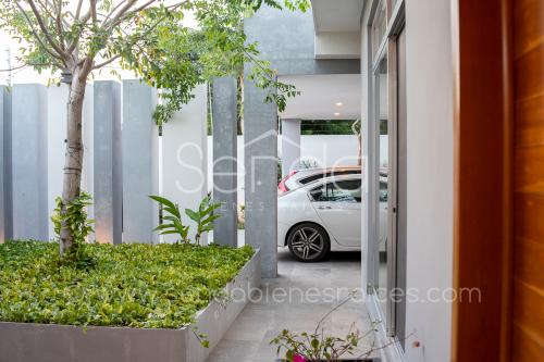 903-24326-residencia-en-venta-una-planta-en-cholul-al-norte-de-merida-6.jpg